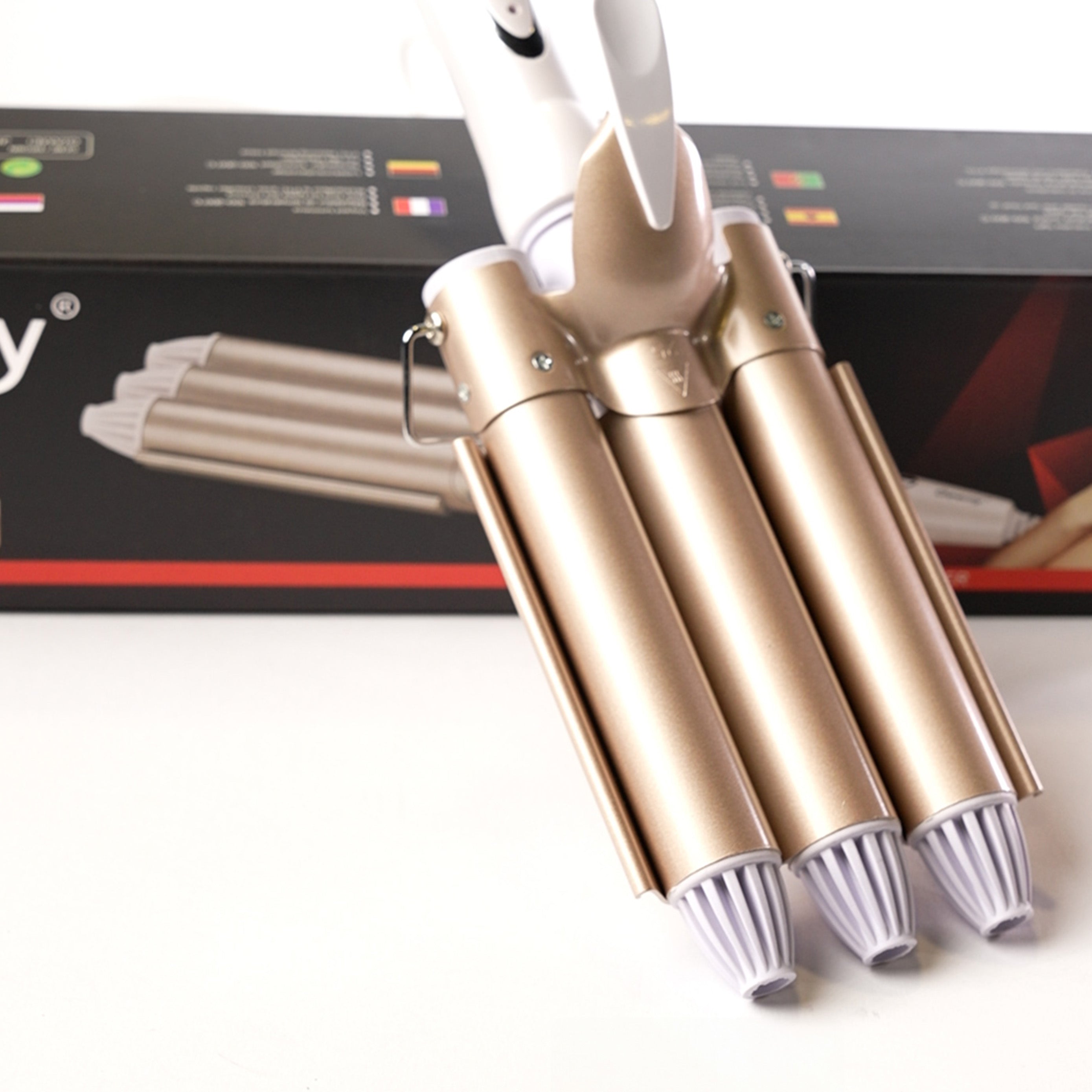 Trostruki keramički uvijač